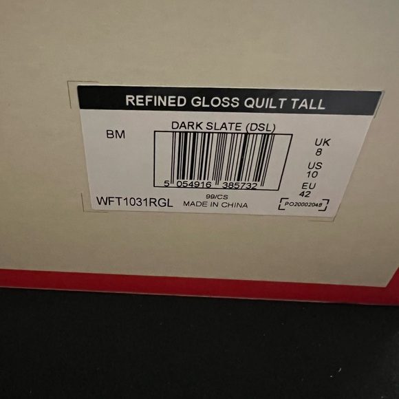 Hunter women's Refined Tall Quilted Gloss Rain Boot, 10 Dark Slate - Picture 6 of 6